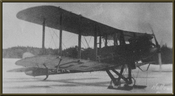 [First airmail service, 1921]